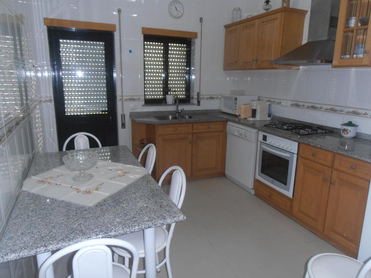 Апартаменты Calmo E Simpatico Apartamento Вила-Прайа-де-Анкора Номер фото